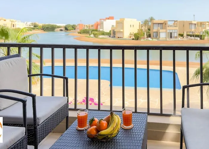 Ollystays-scenic Lagoon & Shared Pool Views! Tawila 2br In El Gouna * Hurghada