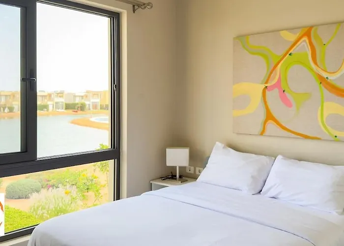 Apartment Ollystays-scenic Lagoon & Shared Pool Views! Tawila 2br In El Gouna *